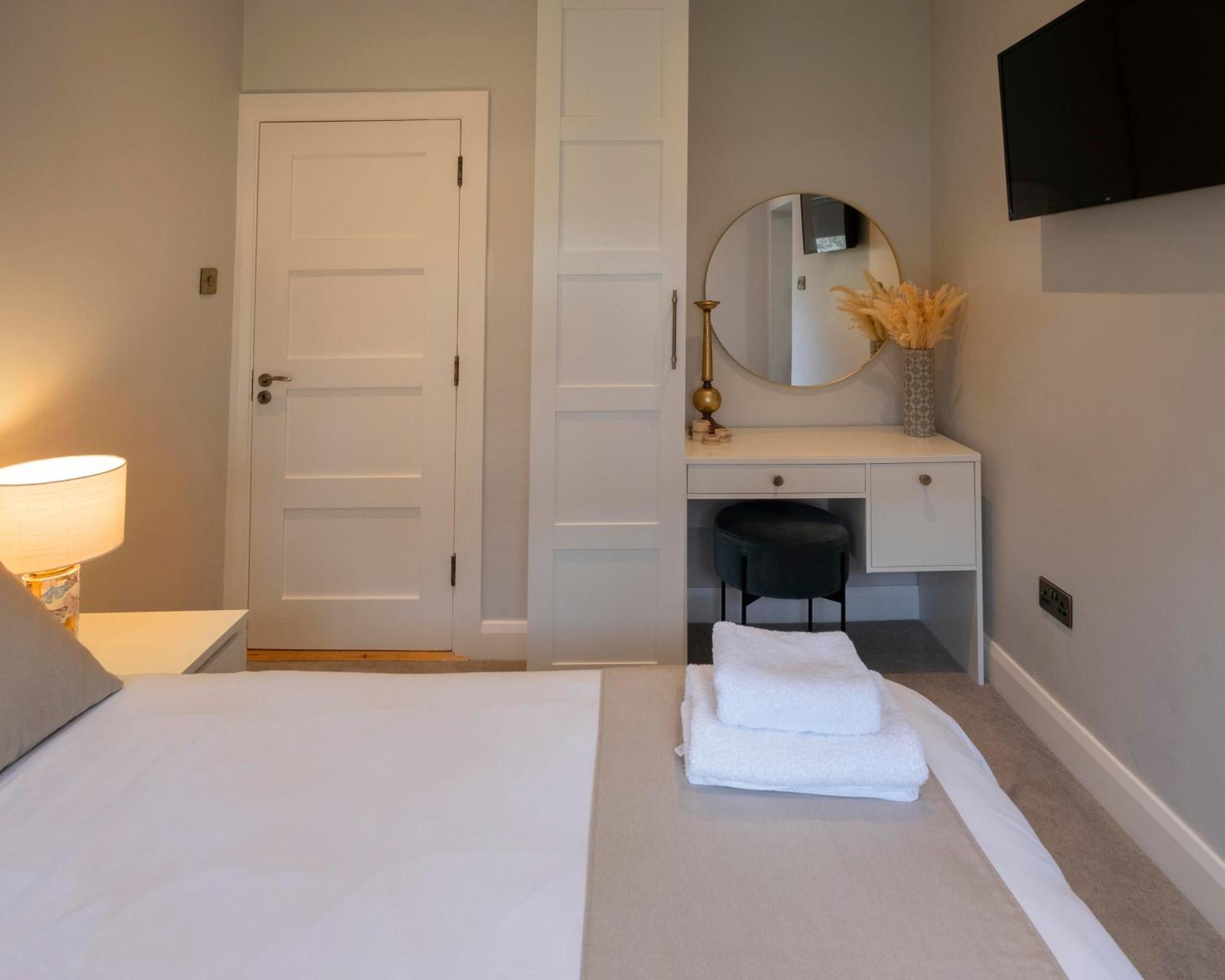 The Hillcrest, Luxury Accommodation In Castleblayney Town Екстериор снимка